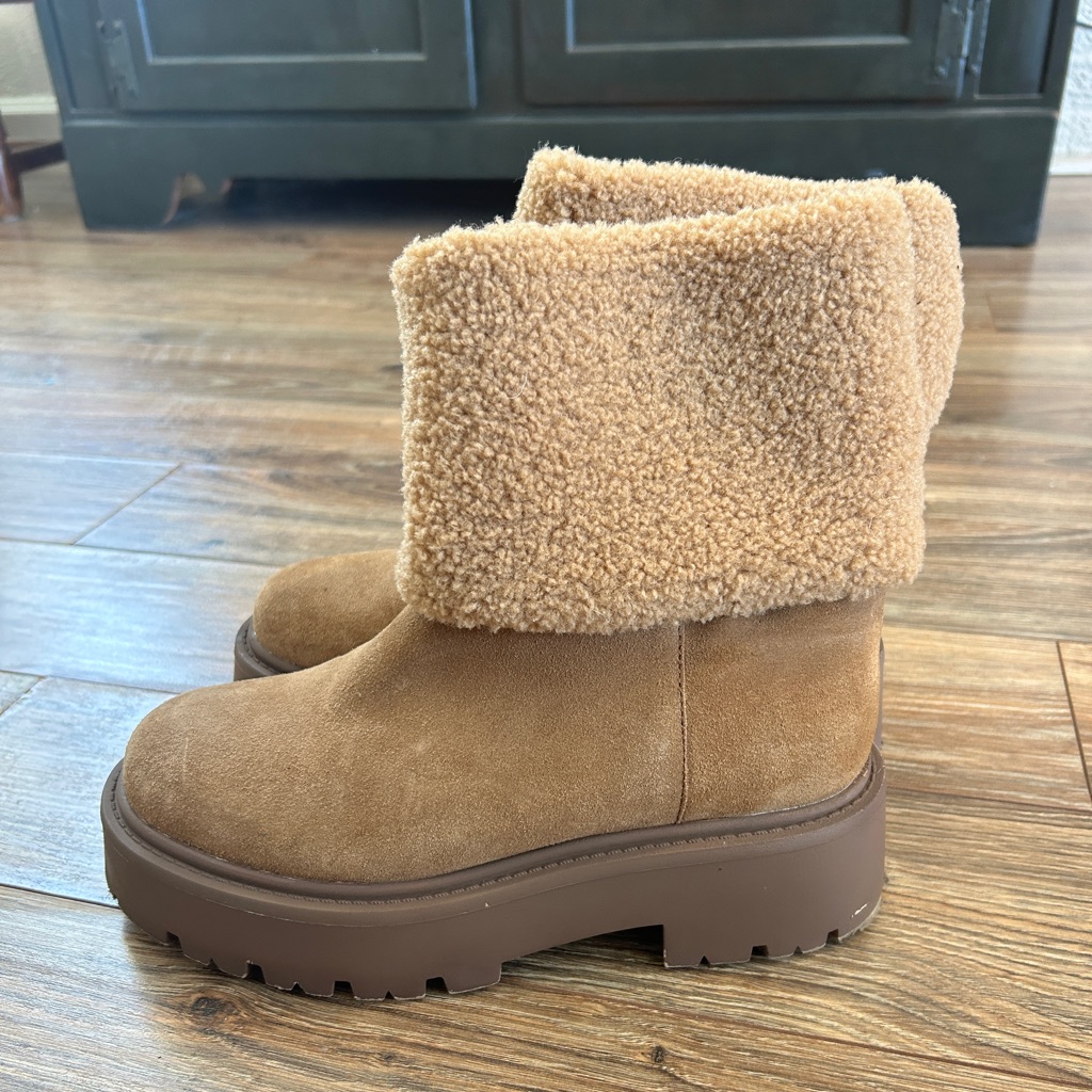 Steve Madden Tan Shearling And Suede Lug Sole Boots Size 7.5
